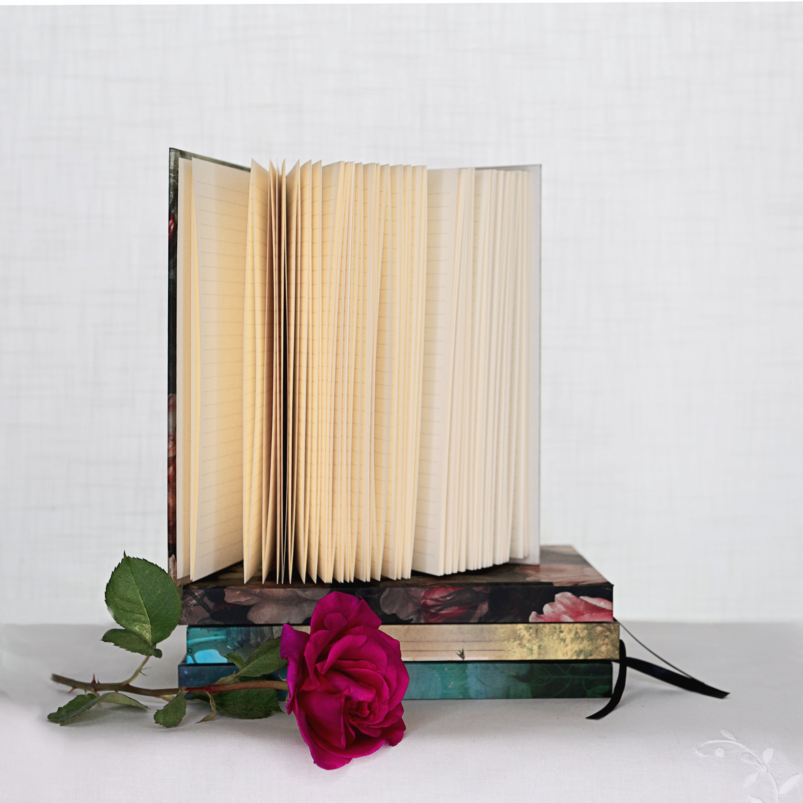 Artisan journal with unique artwork by Catrin-Welz-Stein.