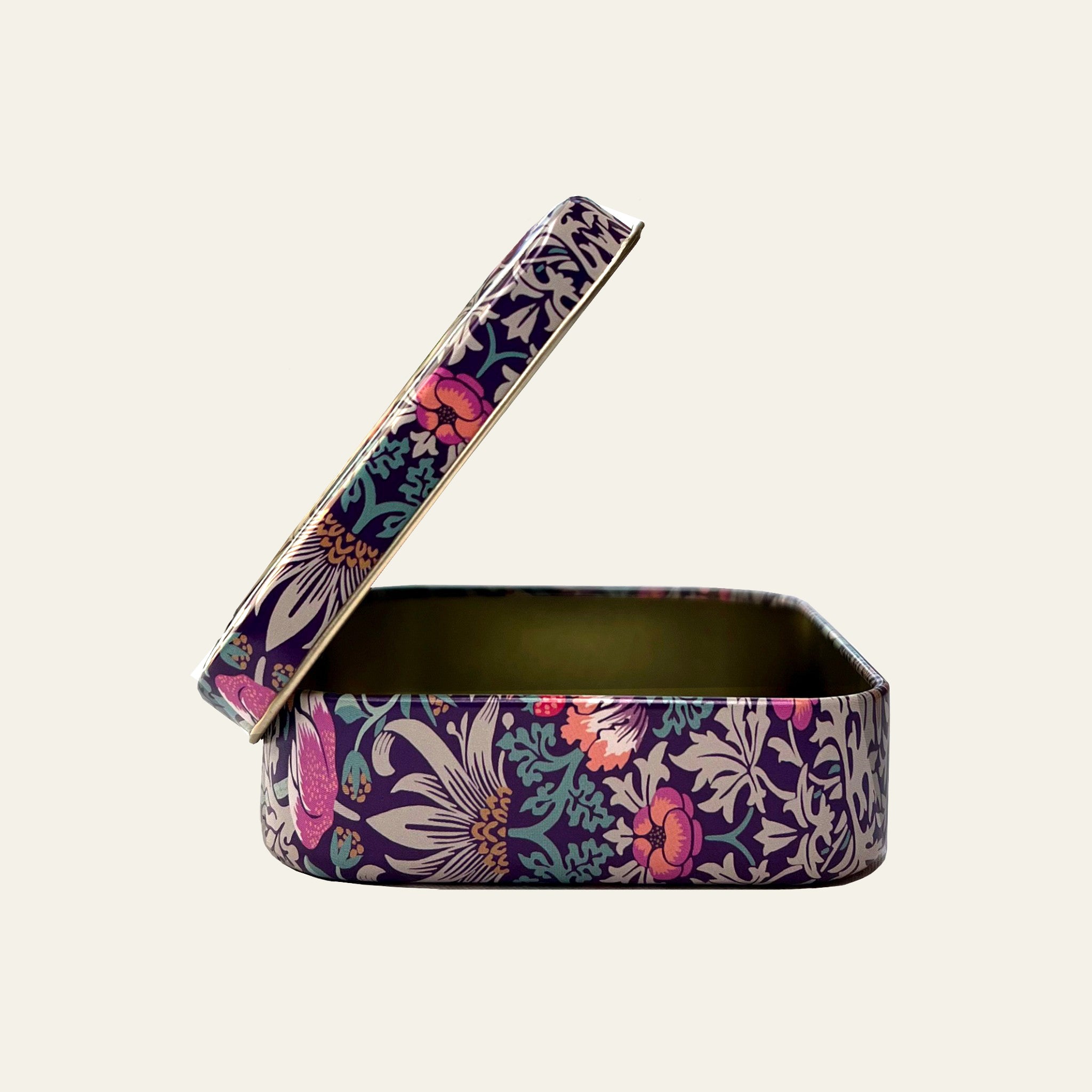 Small William Morris pocket tin with hinged lid.